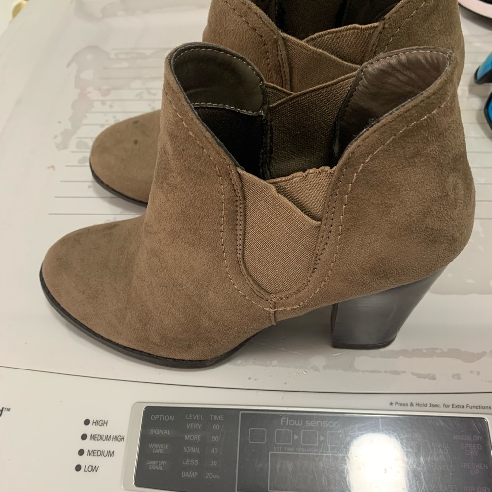 womens Ankle boots